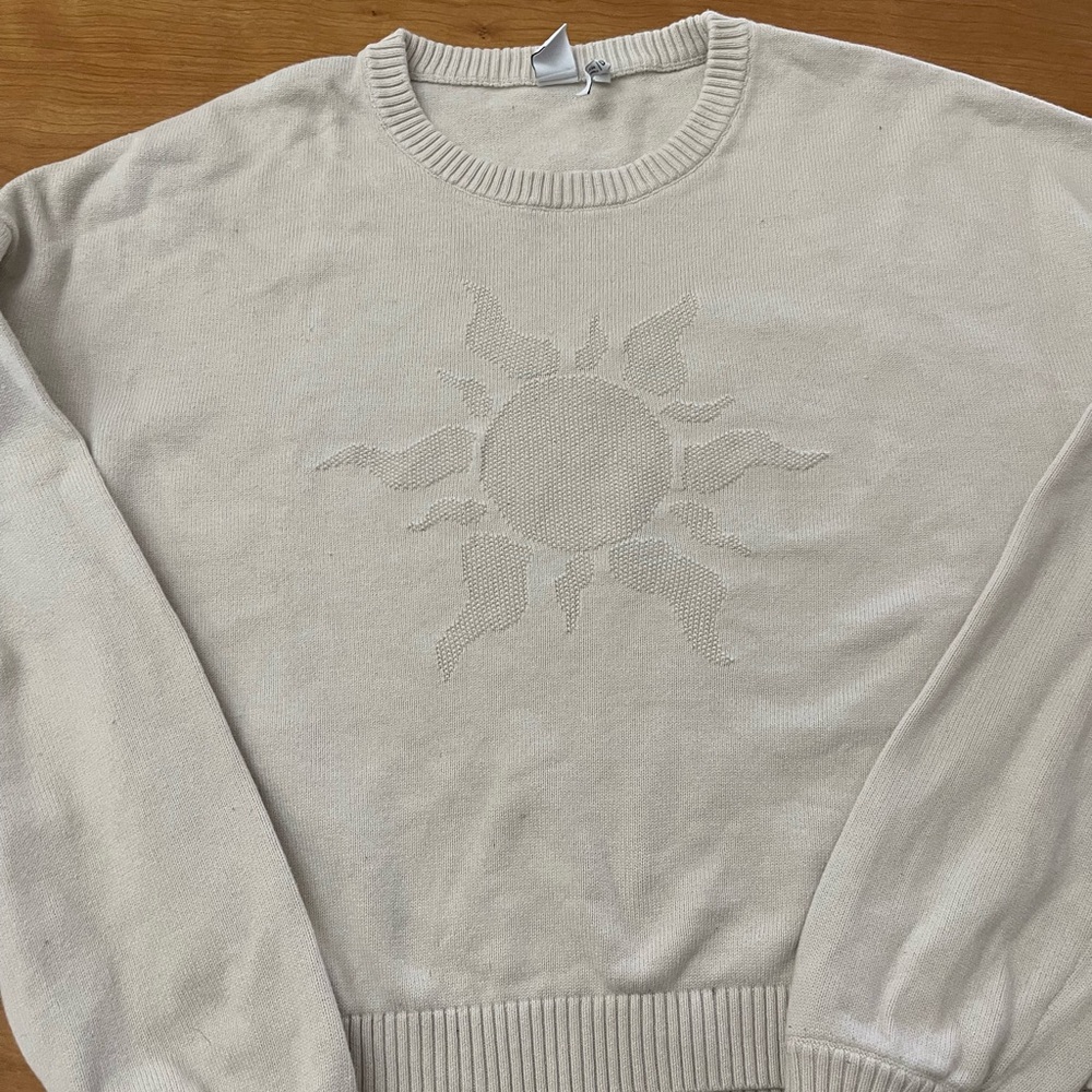 Twilight - Cream Sun Design Sweater